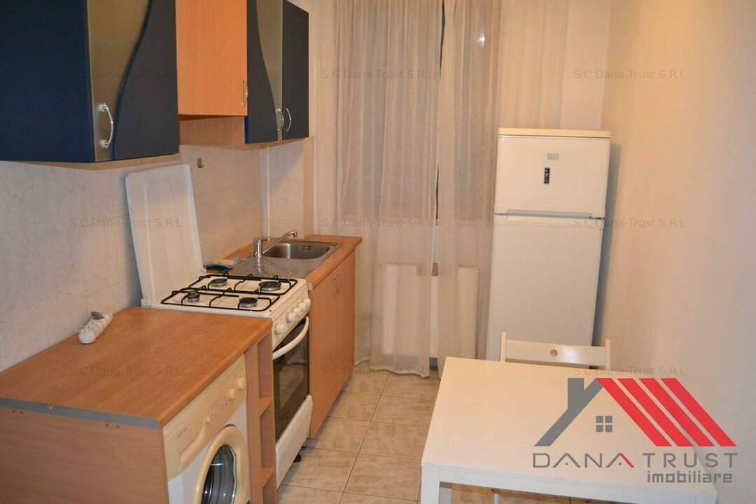 Apartament de închiriat cu 2 camere Ultracentral, strada Eminescu