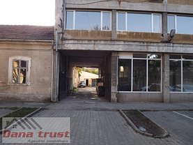 Vânzare spaţiu comercial