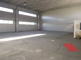 Închiriere spaţiu industrial