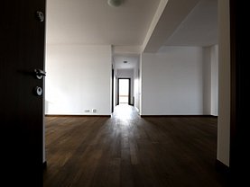 Apartament de vânzare 4 camere, în Bucureşti, zona Băneasa