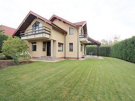 Casa de vânzare 5 camere, în Iaşi, zona Bucium