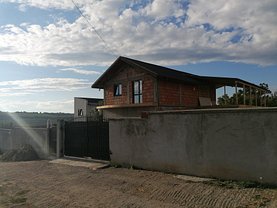 Casa de vanzare 4 camere, în Iasi, zona Visani