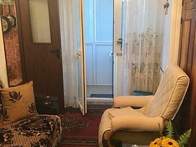 Apartament de vânzare 3 camere, în Timişoara, zona P-ţa Doina