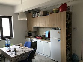 Apartament de vânzare 3 camere, în Timişoara, zona Lipovei