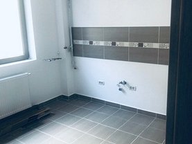 Apartament de vânzare 2 camere, în Giroc