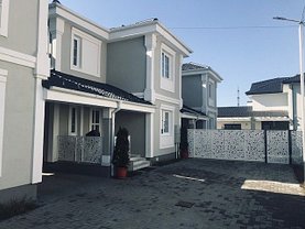 Casa de vânzare 5 camere, în Giroc