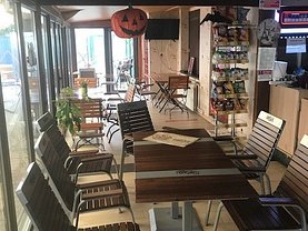 Vânzare spaţiu comercial