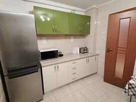 Apartament de inchiriat 3 camere, în Constanta, zona Dacia