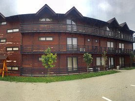 Casa de vânzare 21 camere, în Costinesti, zona Central