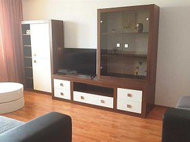 Apartament de închiriat 3 camere, în Piteşti, zona Exerciţiu