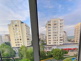 Apartament de vânzare 3 camere în Pitesti, Central
