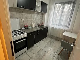 Apartament de vânzare 2 camere, în Piteşti, zona Mărăşeşti