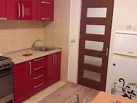 Apartament de vânzare 3 camere, în Pitesti, zona Gavana 2