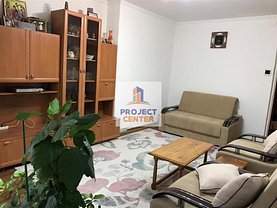 Apartament de vânzare 4 camere, în Curtea de Argeş, zona Exterior Nord