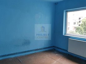 Apartament de vânzare 3 camere, în Piteşti, zona Tudor Vladimirescu