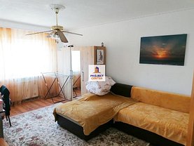 Apartament de vânzare 3 camere în Pitesti, Dacia