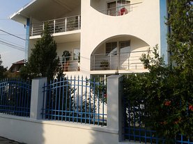 Casa de vânzare 7 camere, în Piteşti, zona Poiana Soarelui