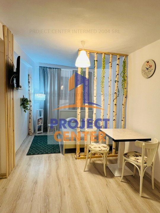 Garsoniera de inchiriat in casa, zona Ultracentrala