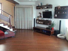 Casa de închiriat 4 camere, în Geamana