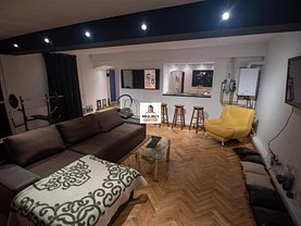 Casa de închiriat 4 camere, în Piteşti, zona Central