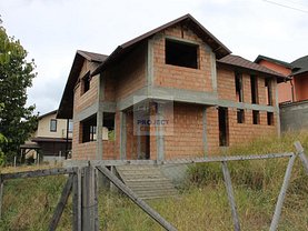 Casa de vânzare 4 camere, în Ştefăneştii Noi
