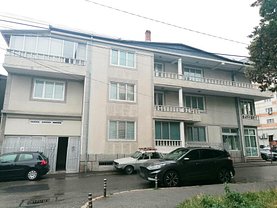 Casa de vânzare 12 camere, în Piteşti, zona Ultracentral