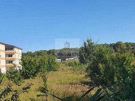 Teren helesteu de vânzare, în Piteşti, zona Găvana Platou