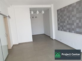 Vânzare spaţiu comercial