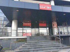 Închiriere spaţiu comercial în Pitesti, Central