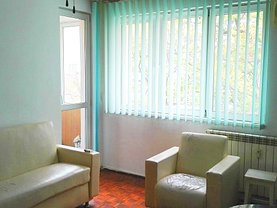 Apartament de vânzare 3 camere, în Bucuresti, zona Campia Libertatii