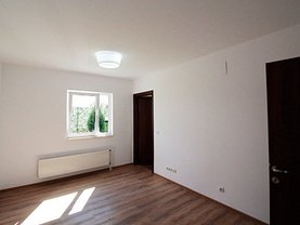 Apartament de vânzare 3 camere, în Bucuresti, zona Nord