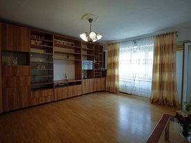 Apartament de închiriat 3 camere, în Bucureşti, zona Unirii