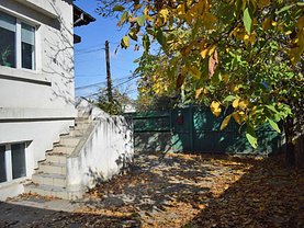 Casa de vânzare 5 camere, în Bucuresti, zona Bucurestii Noi