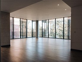 Penthouse de închiriat 6 camere, în Bucuresti, zona Primaverii