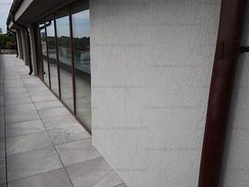 Apartament de vânzare sau de închiriat 4 camere, în Bucureşti, zona Herăstrău