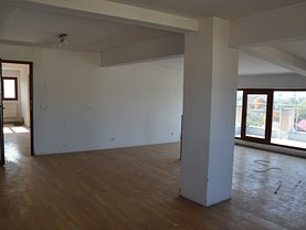 Apartament de vânzare 4 camere, în Bucureşti, zona Militari