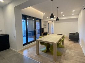 Apartament de închiriat 3 camere, în Bucureşti, zona Dacia