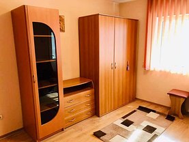 Garsonieră de închiriat, în Constanţa, zona Far
