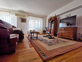 Apartament de vânzare 3 camere, în Constanţa, zona Stadion