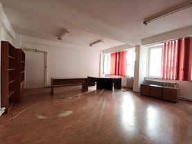Închiriere birou