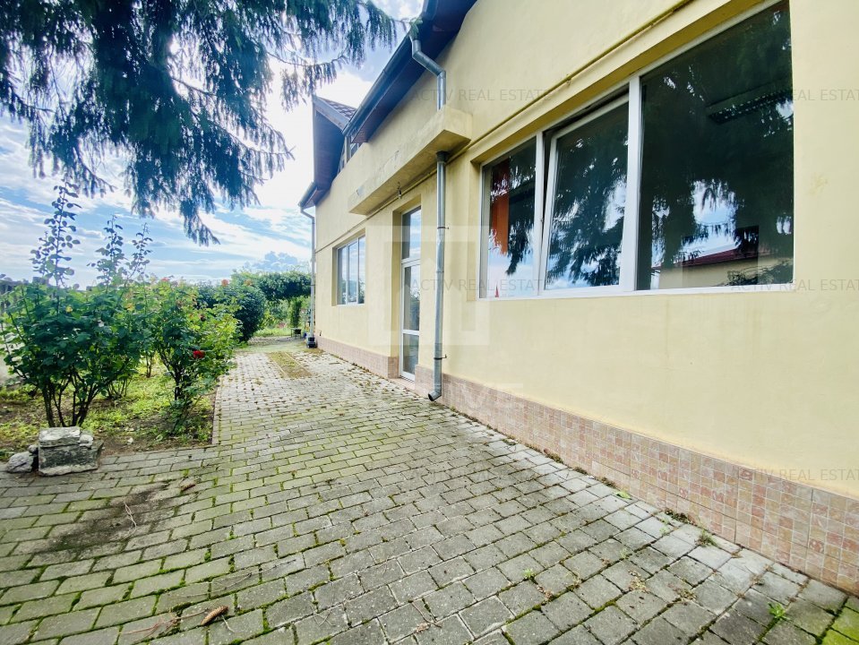 Birouri la Casa cu curte proprie-langa autogara