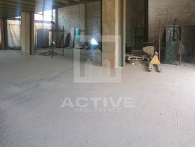 Închiriere spaţiu comercial
