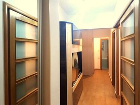 Apartament de vânzare 3 camere, în Bucuresti, zona Brancoveanu