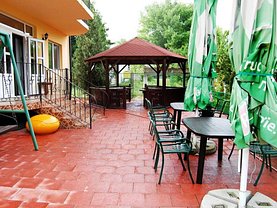 Casa de vanzare 14 camere, în Eforie Sud, zona Central