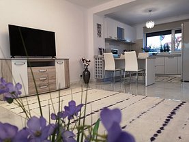 Casa de închiriat 4 camere, în Otopeni, zona Odai