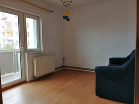 Apartament de vânzare 4 camere, în Arad, zona Malul Muresului