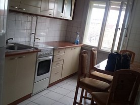 Apartament de închiriat 2 camere, în Arad, zona Central