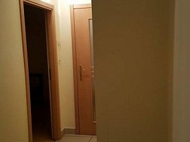 Apartament de închiriat 3 camere, în Arad, zona Băncilor