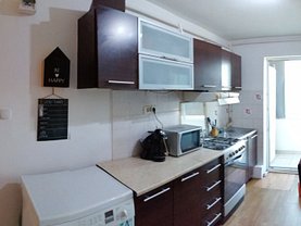 Apartament de vânzare 2 camere, în Arad, zona Pârneava