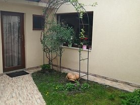 Casa de vânzare 3 camere, în Arad, zona Boul Roşu